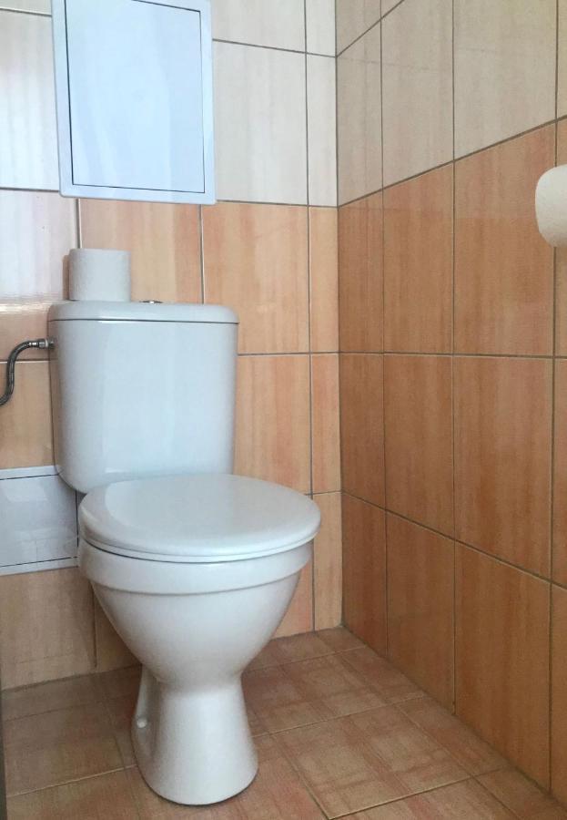 Hotel Bila Ruze Страконіце Екстер'єр фото